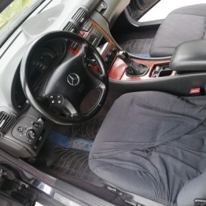 Prodajem Mercedes Benz c200 classic