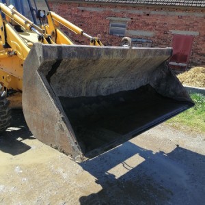 Prednja korpa za jcb
