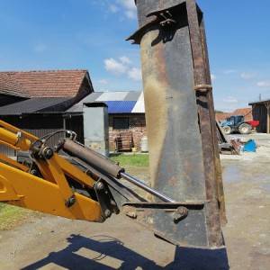 Prednja korpa za jcb