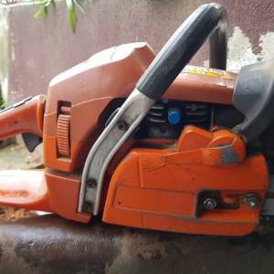 Husqvarna 359 motorna pila