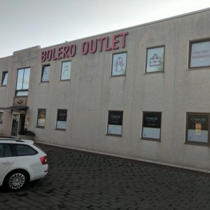 Poslovni prostor: Poreč, trgovina, 323 m2