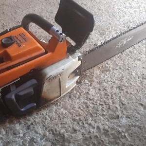 Prodajem 2 motorke i 1 flaksericu