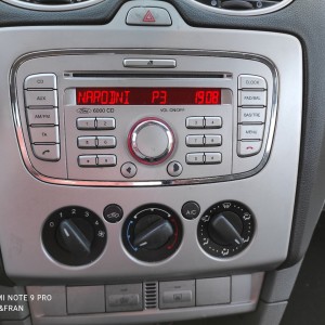 Ford Focus 1.6 TDCi ***top stanje***