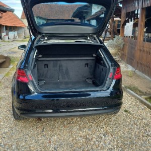 Prodajem auto