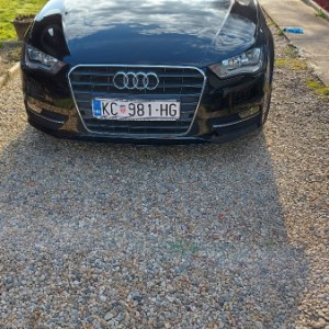 Prodajem auto