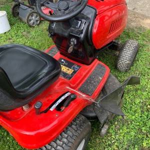 Traktor kosilica MTD 20KS