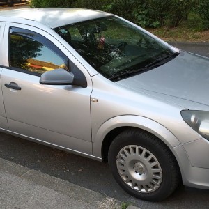 Astra h 1.7cdti hitno
