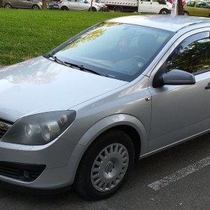 Astra h 1.7cdti hitno