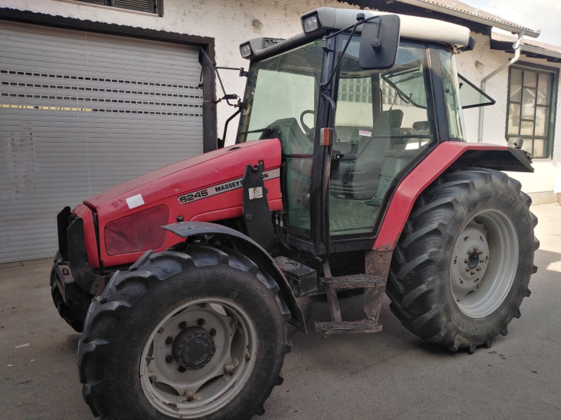 Massey ferguson