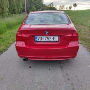 BMW E90 LCI serija 3 320d 2010.g. REG 05/2022