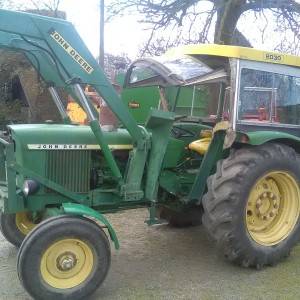 John DEERE 2030 sa utovarivacem