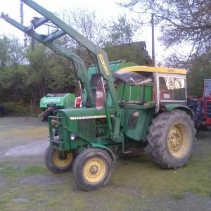 John DEERE 2030 sa utovarivacem