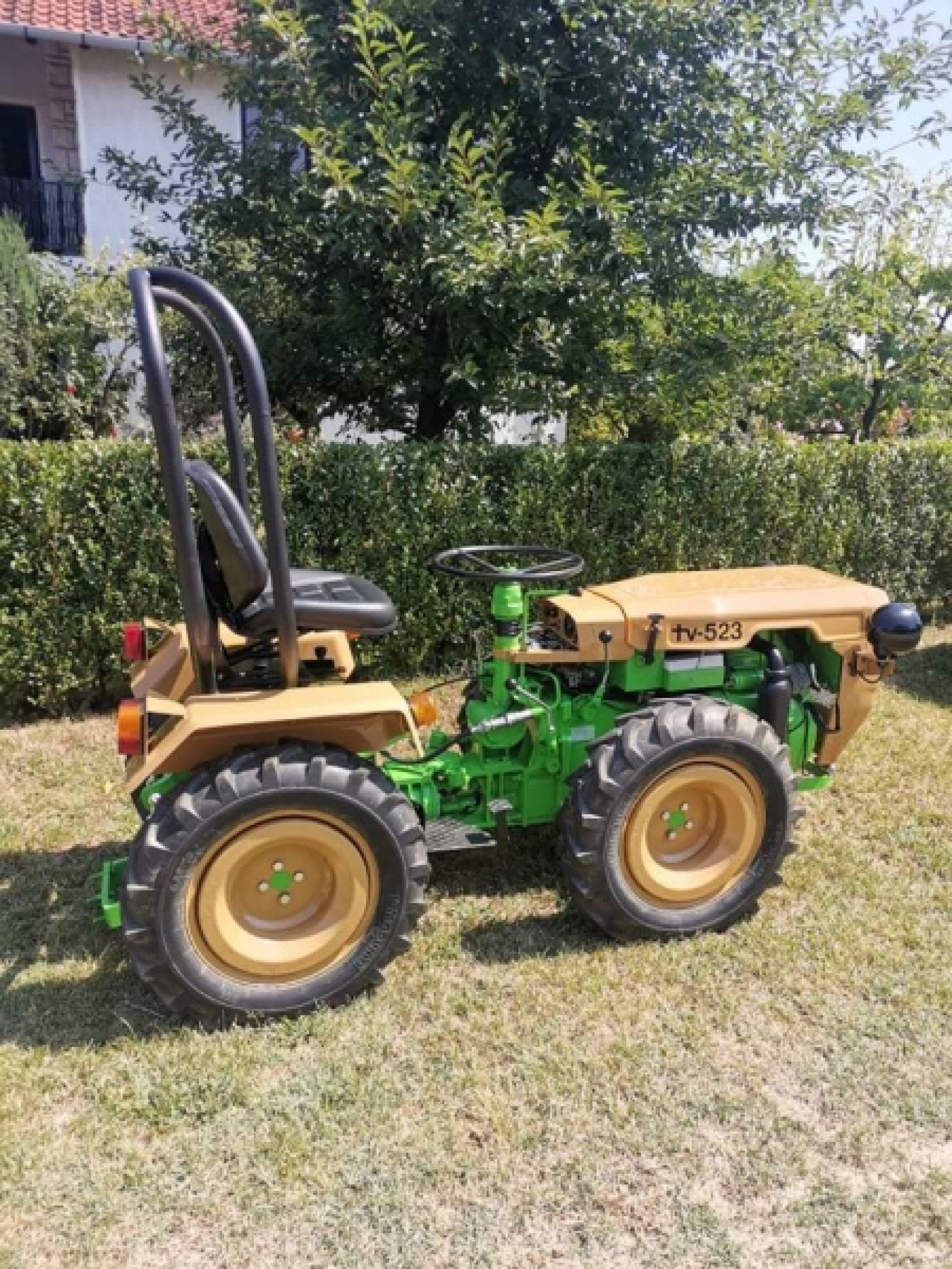 Prodajem traktor tomo vinkovic