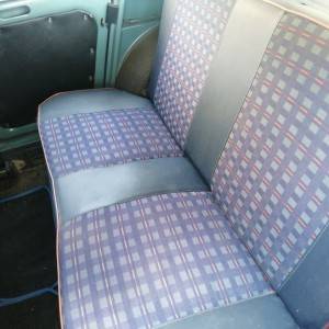 Prodaja Renault 4 GTL i rezervnih dijelova