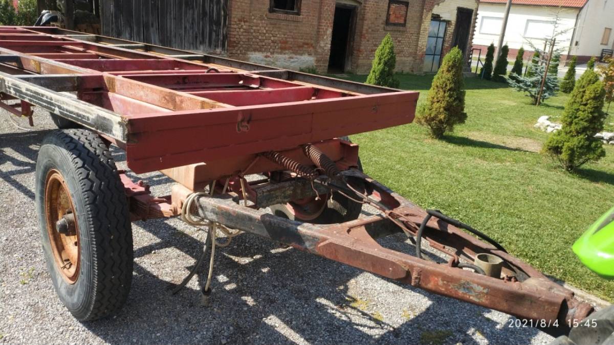 Prikolica kiper