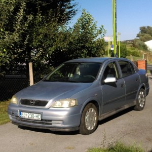 Opel Astra 1.4 16v 2001g klima