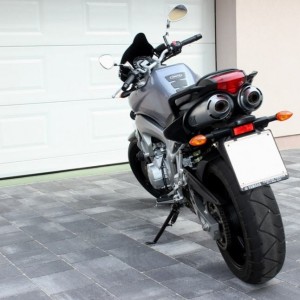 Yamaha FZ 600 N , kao nova , samo 10700 km