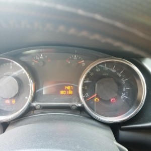 Prodajem automobil Peugeot 3008 1,6HDI