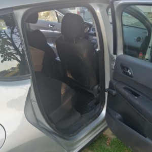 Prodajem automobil Peugeot 3008 1,6HDI