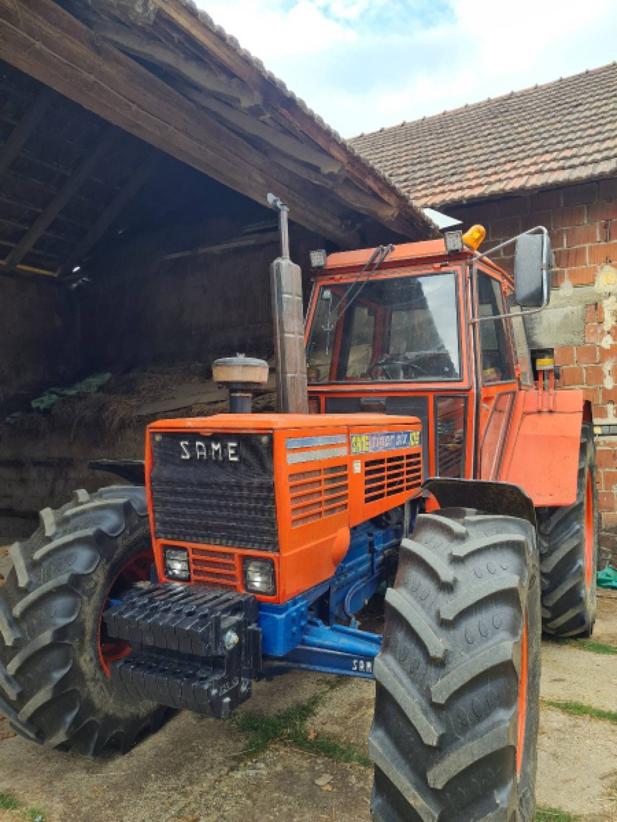 Prodajem traktor same  tiger 105