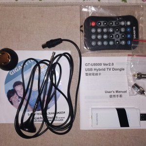 GIGABYTE U8000 rev. 2.0 HYBRID TV DONGLE (Analog + Digital)