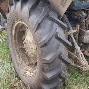 ZETOR  5211