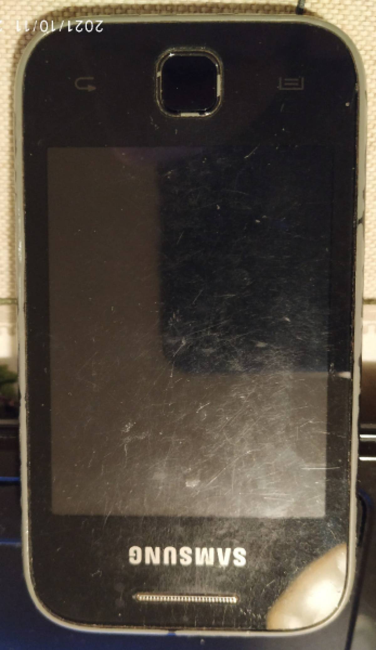 SAMSUNG GT-S5360 + baterija, za dijelove