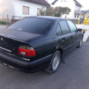 Bmw e39 520i dijelovi