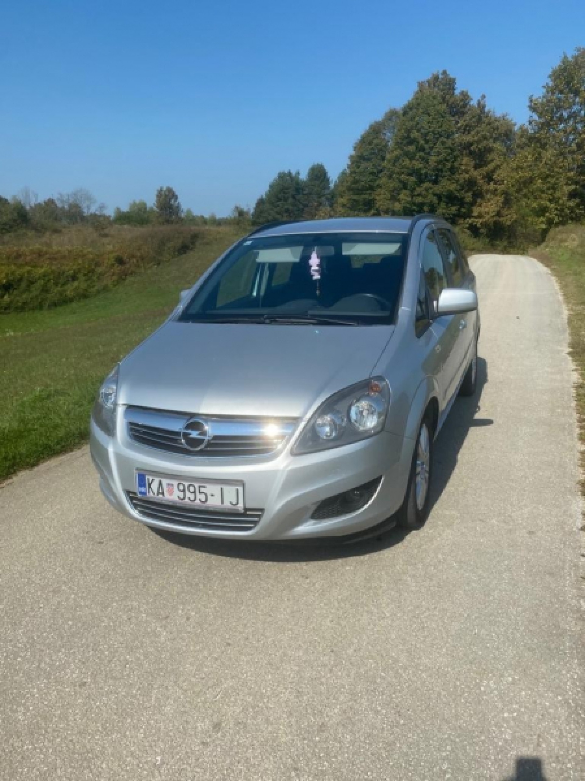 Opel Zafira 1,7 DTR ENJOY