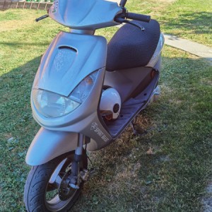 Peugeot vivacity 49 cm3, 2001 god.