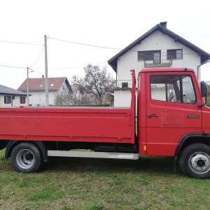 Mercedes Benz 709D