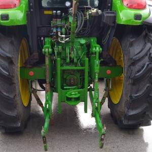 PRODAM TRAKTOR John Deere 5090R HIDRAVLIKA IN KARDAN - KLIMA- 42 KM/H