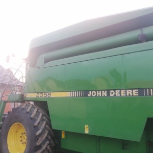 Kombaj john deere 2058