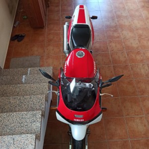 Yamaha FZR 100 exup 1002 cm3
