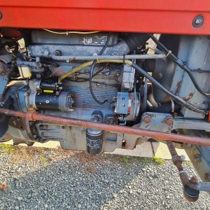 Traktor imt 560 83 god sa  kabinom  kompresorom