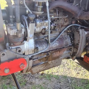 Traktor  imt 558 78god sa  kabinom I kompresorom, registriran