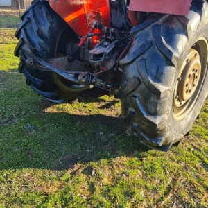 Traktor  imt 558 78god sa  kabinom I kompresorom, registriran
