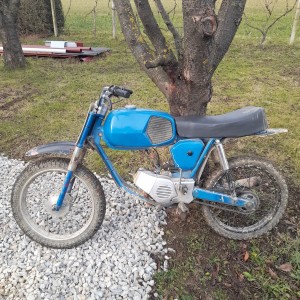 Prodajem Tomos 14