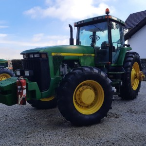 John Deere 8100