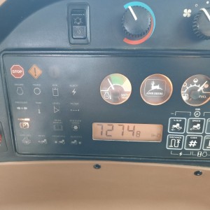John Deere 8100