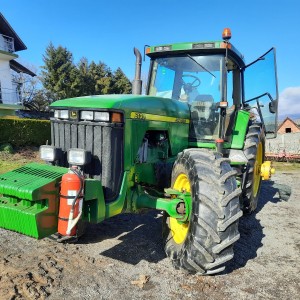 John Deere 8100