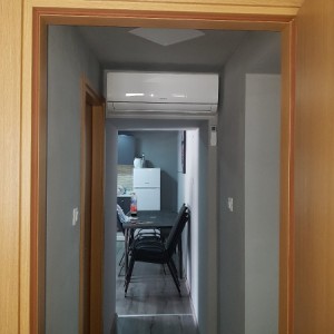 ** Prodajem dva apartmana u Vrsima**