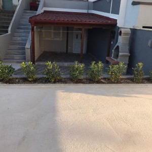 ** Prodajem dva apartmana u Vrsima**