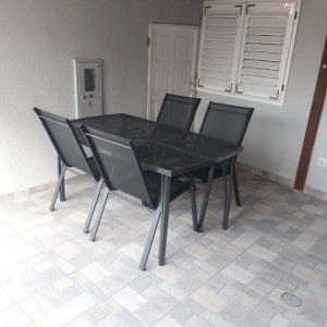 ** Prodajem dva apartmana u Vrsima**