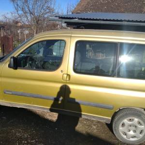 Prodajem ili mjenjam auto citroen berlingo putnički