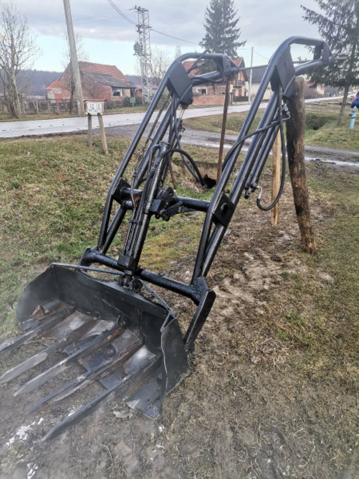 utovarivac za imt traktor