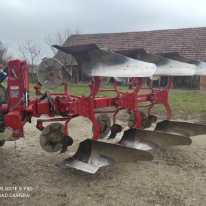Prodajem Plug Kongskilde Variflex 4000