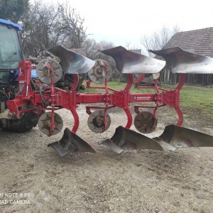 Prodajem Plug Kongskilde Variflex 4000
