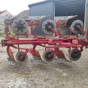 Prodajem Plug Kongskilde Variflex 4000
