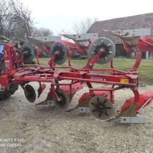 Prodajem Plug Kongskilde Variflex 4000